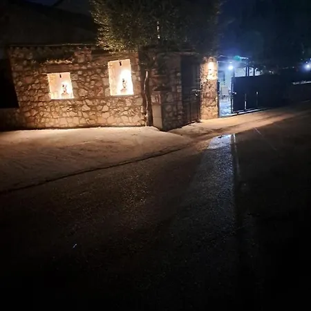 Villa Windy Vouyiáton
